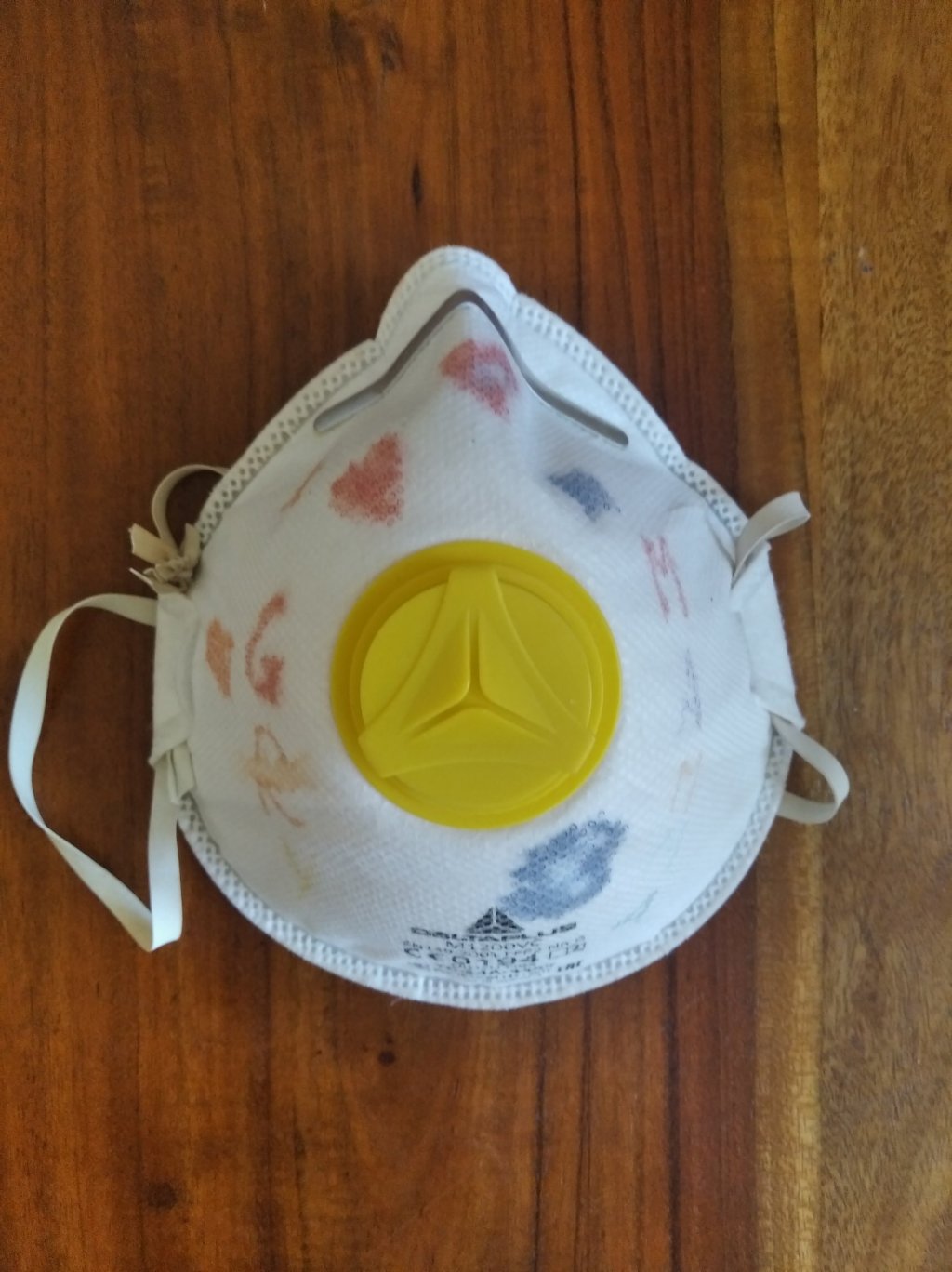 NØDRADIO 26: Note fra den kontaktløse fremtid som ensomme atomer, pakket ind i&nbsp;tech-giganter?